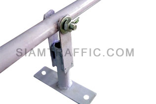 Traffic Mirror Holding Clamp