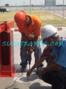 2ManualTrafficBarrier