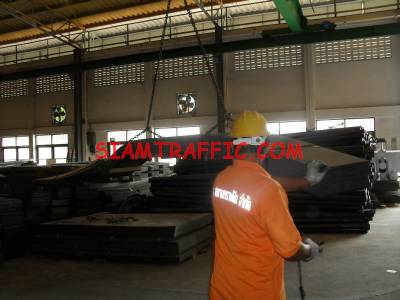 Steel for guard rail