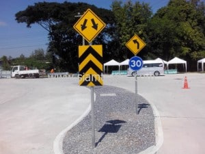 Guardrail and traffic sign at SCG Logistic Management