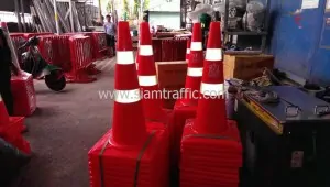 Traffic cone THE MALL