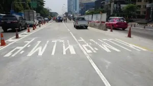 Road marking Thai Belgian Bridge