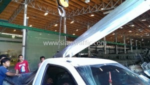 Hot dip galvanized w beam highway guardrail