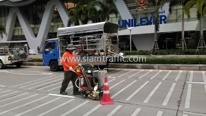 Line marking services at Grand Rama 9
