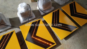 Solar warning sign tackcoat 3m road stud and traffic cone export to Cambodia