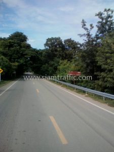 Guardrail w beam Pak Tho to Tha Yang to Pong Krathing Samut Songkram Highway