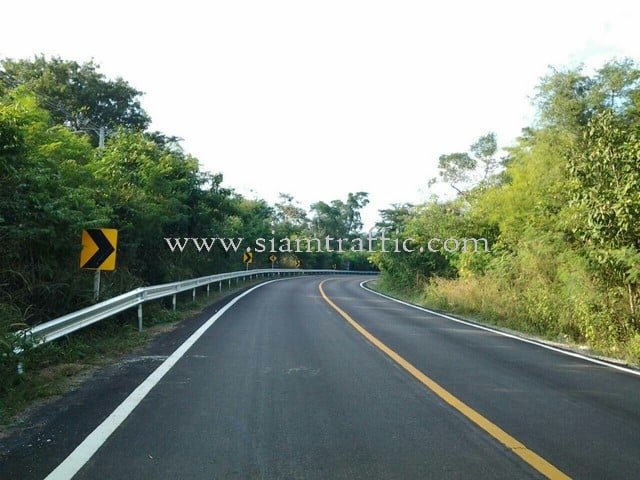 w beam guardrail แขวงทางหลวงสมุทรสงคราม ทางหลวงหมายเลข 3206