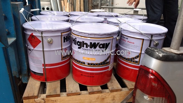 High way paint Seacon Square