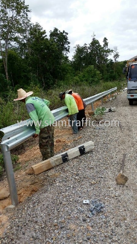 highway guard rail ทางหลวงหมายเลข 1264 แขวงทางหลวงลำปางที่ 1