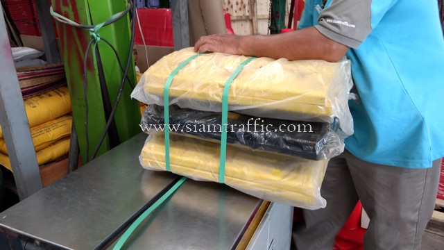 Rubber road speed bump export to Cambodia
