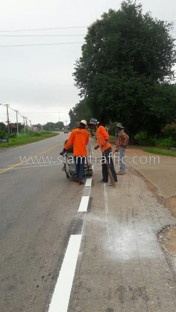 Thermoplastic line markings Horob to Sawankhalok Sukhothai Highway