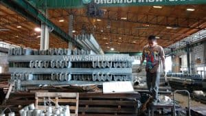 ราวเหล็กกั้นถนน ทางหลวงแผ่นดินหมายเลข 103 สายร้องกวาง-อำเภองาว