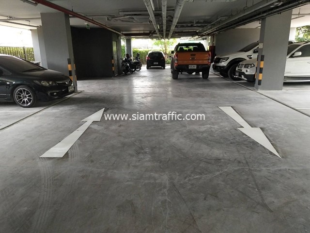 White Line Road Marking Tropicana Condo at Bts Erawan