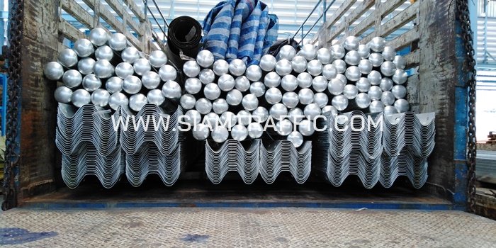 ราวเหล็กกั้นถนน guard rail ปลายทางอำเภอเมืองแพร่ จังหวัดแพร่