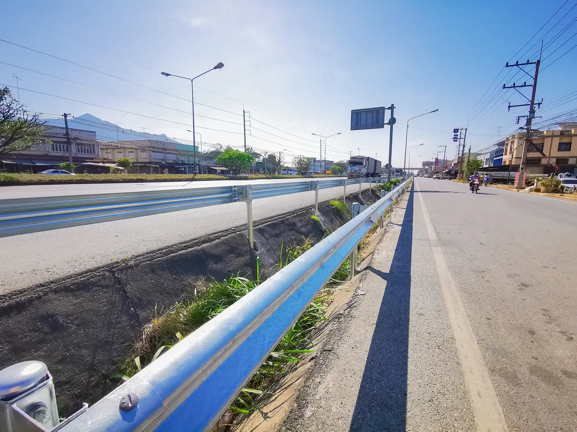 ติดตั้งการ์ดเรล