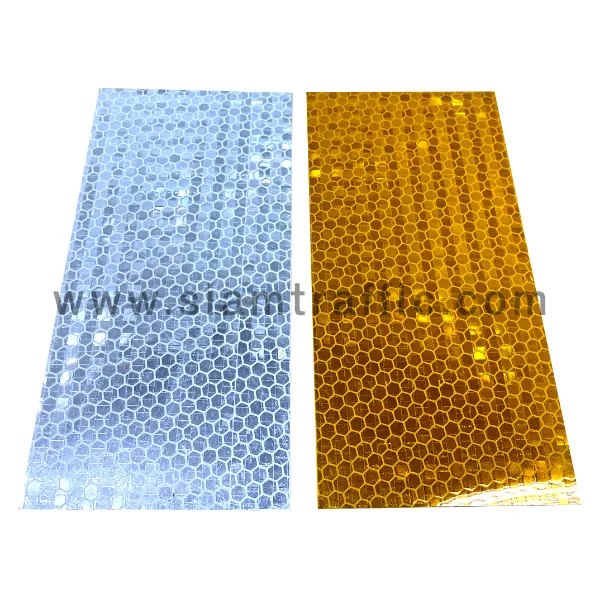 แผ่นสะท้อนแสงติดแผ่นปลายการ์ดเรล/เสาการ์ดเรล​